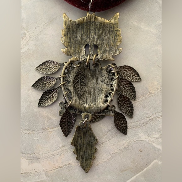 Vintage Brass Owl Pendant Necklace with Burgundy Velvet Cord - Picture 3 of 4